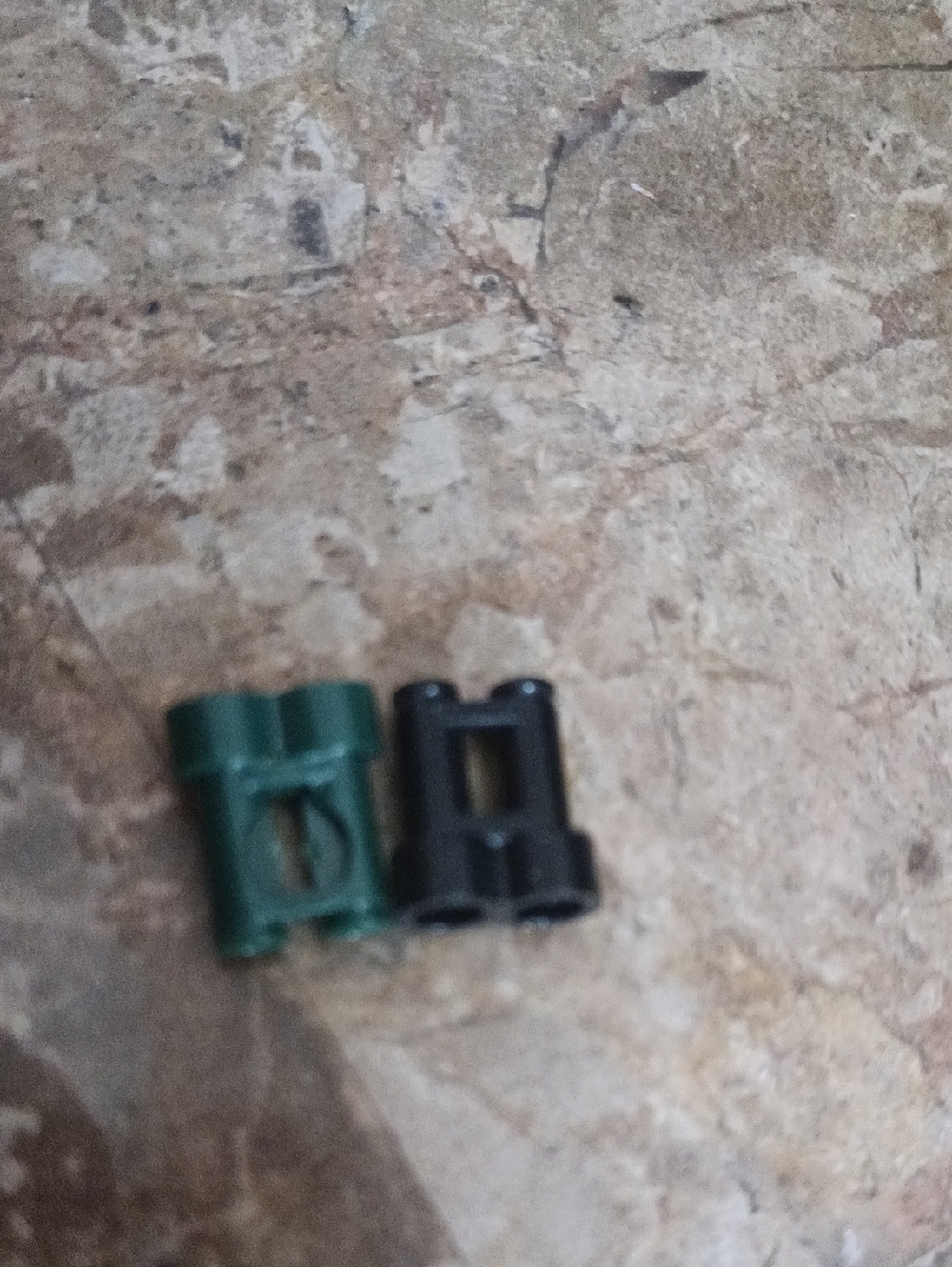 LEGO minifigure binoculars, specifically Design ID 30162. 